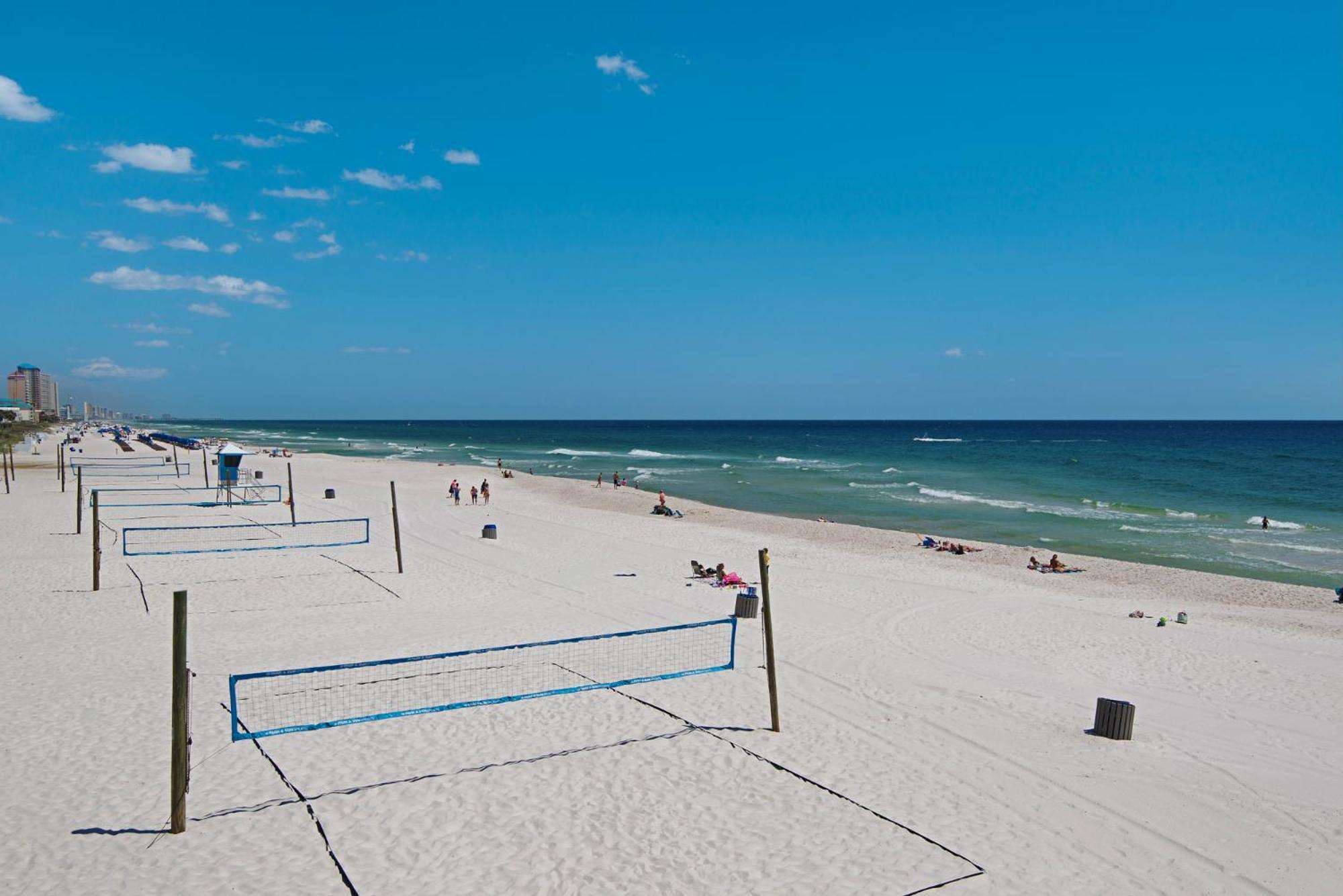 Holiday home 2bd/25ba Gulf Front Townhome Near Pier Park! Gulf Views! Access!